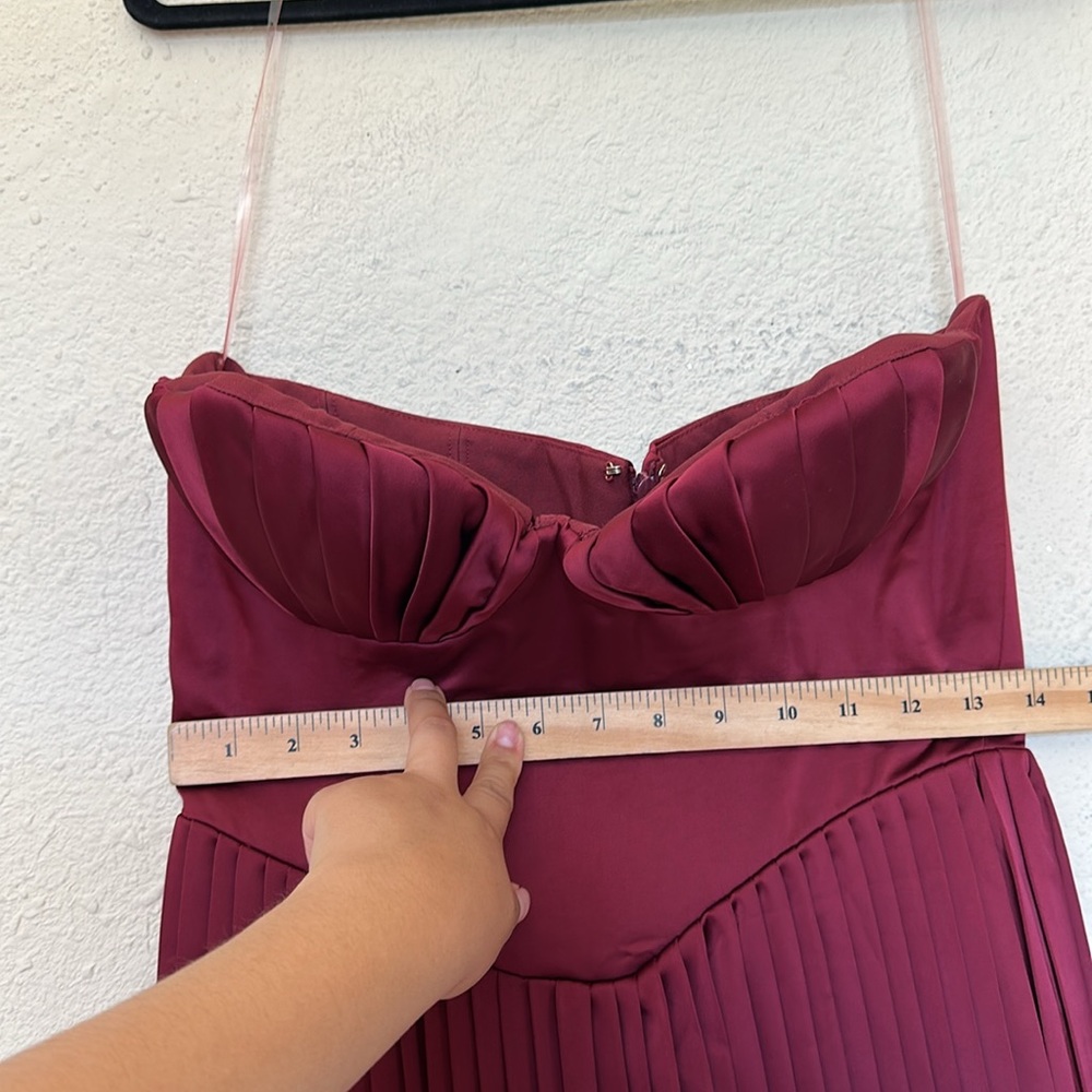 House of CB‎ M A-C 'Marcella' Berry pleated georgette maxi dress NWOT - Picture 7 of 15